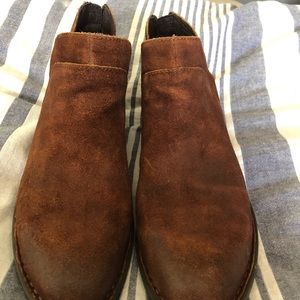 Women’s Born brown leather boots